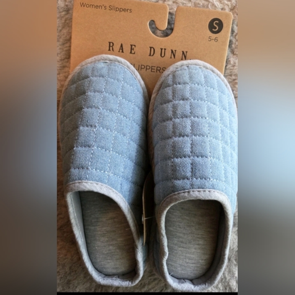 Rae Dunn Light Denim Blue Quilted Slippers Small 5 6